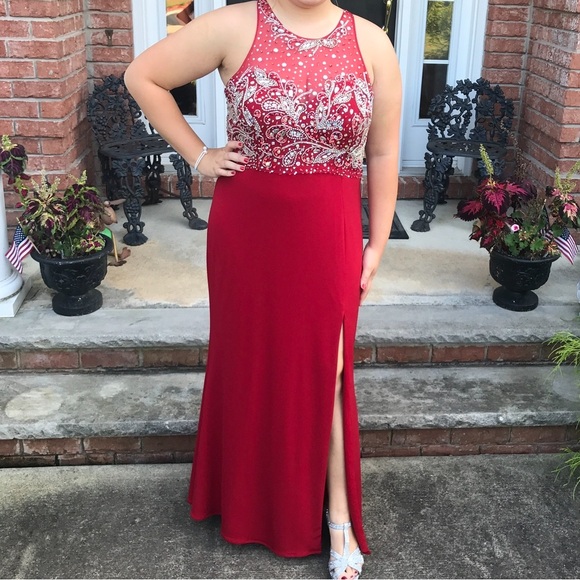 Faviana Dresses & Skirts - Faviana Dress Style 9375